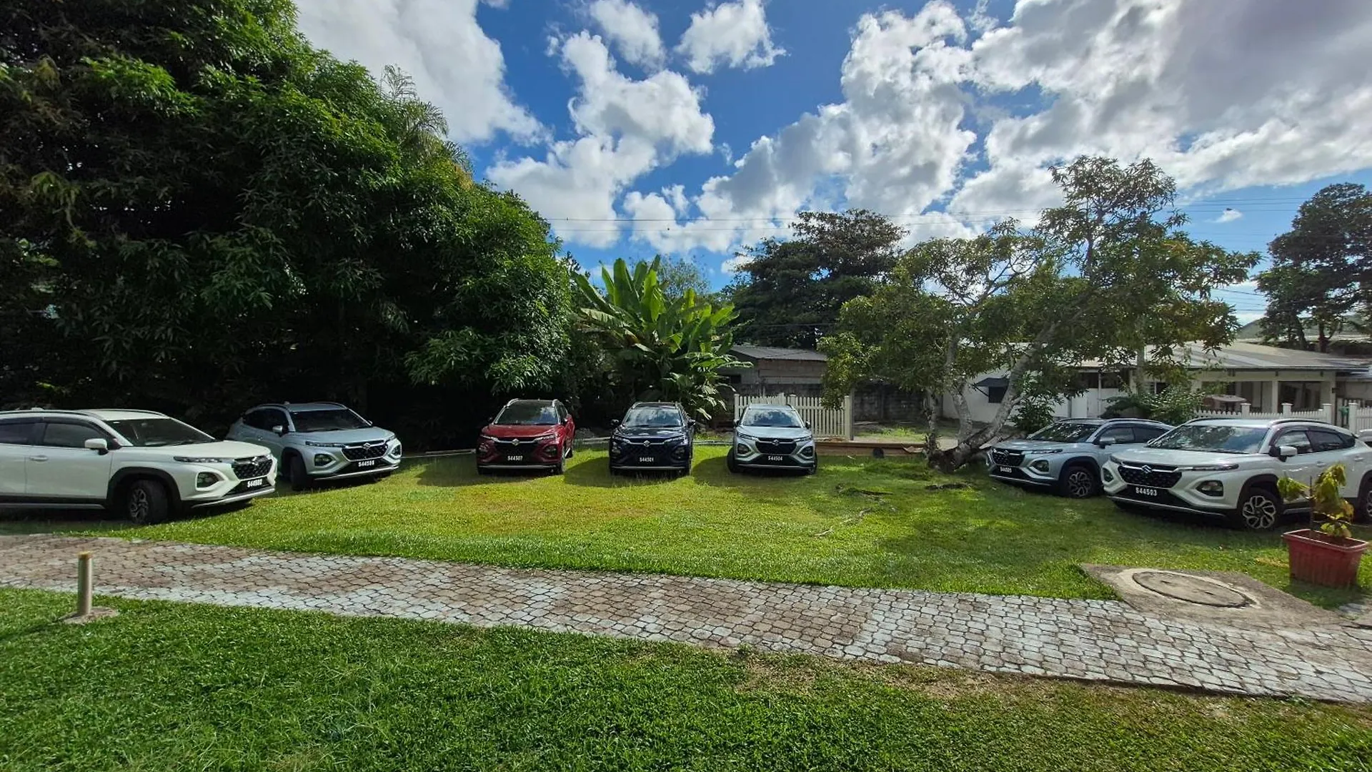Guest house Beau Vallon Bungalows