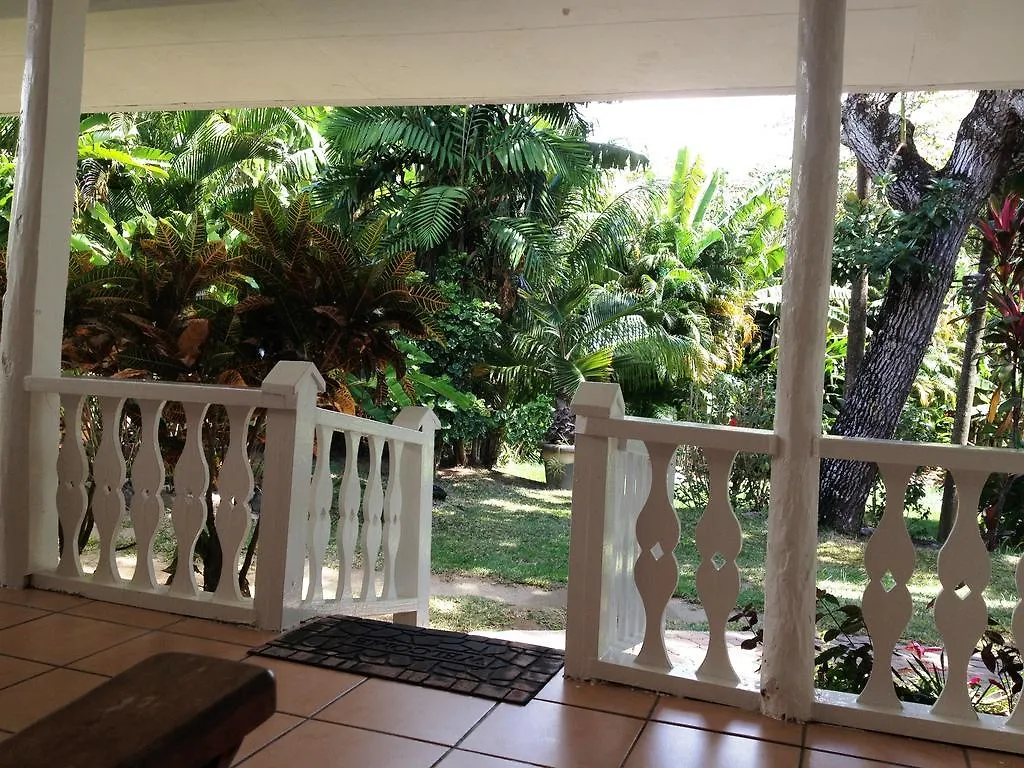 Beau Vallon Bungalows Guest house
