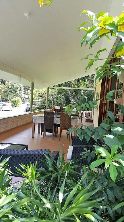 Beau Vallon Bungalows