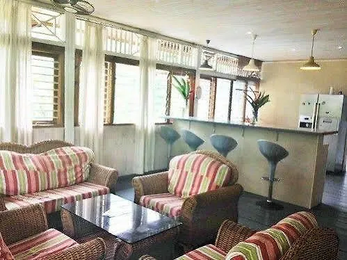Beau Vallon Bungalows