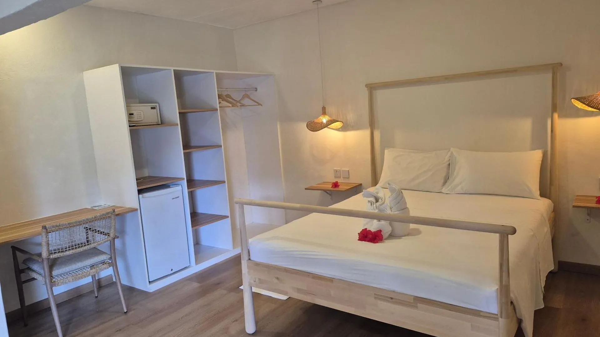 Beau Vallon Bungalows 3*, Beau Vallon (Mahe) Seszele